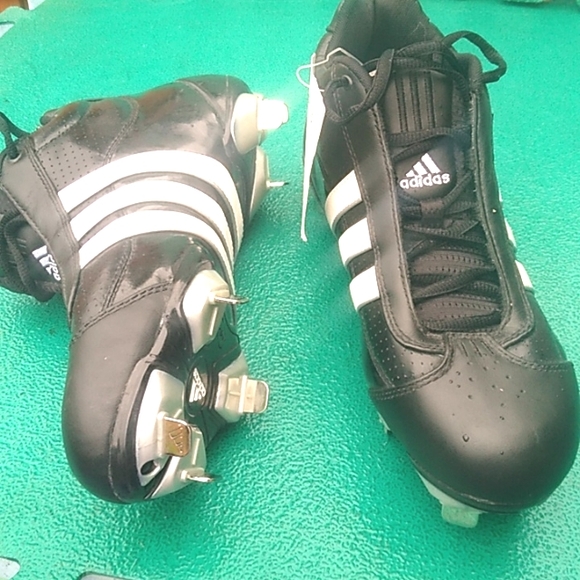 Adidas basketball Cleat Size 6 1/2 - Picture 2 of 6